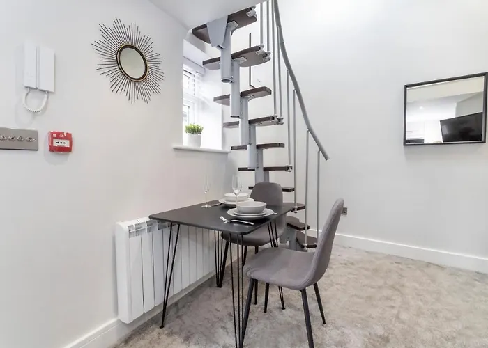 The Old - The Hole In The *