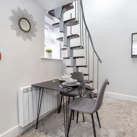 The Old - The Hole In The *